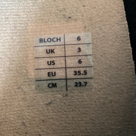 Bloch character shoes - Picture 4 of 4